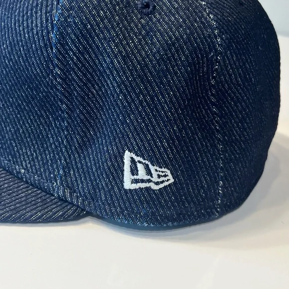 Yankees - New Era Navy Blue 59FIFTY Cap - Picture 3 of 5